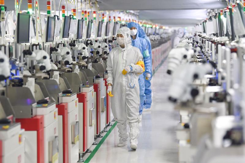 Trung Quốc hiện là nhà sản xuất hàng đầu thế giới của cả gallium và germanium, khi chiếm lần lượt 98% và 68% sản lượng toàn cầu - Ảnh: Getty Images