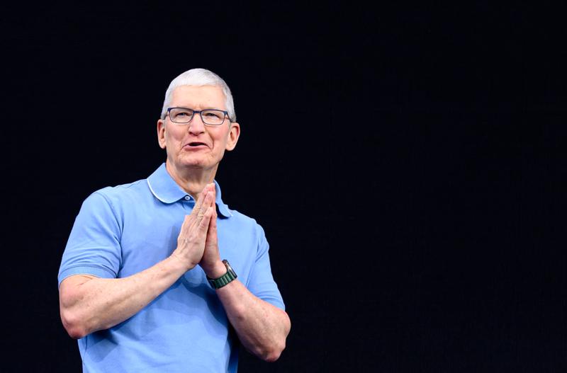 Ông Tim Cook, CEO Apple - Ảnh: Getty Images