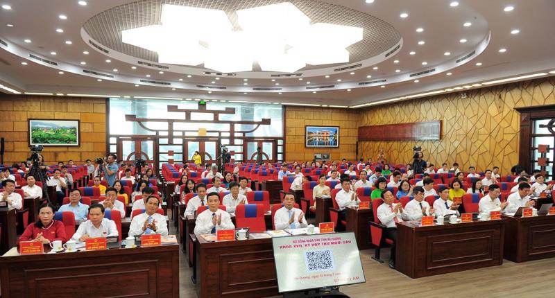 Các đại biểu dự Kỳ họp thứ 16 HĐND tỉnh khóa XVII. Ảnh: Thành Chung