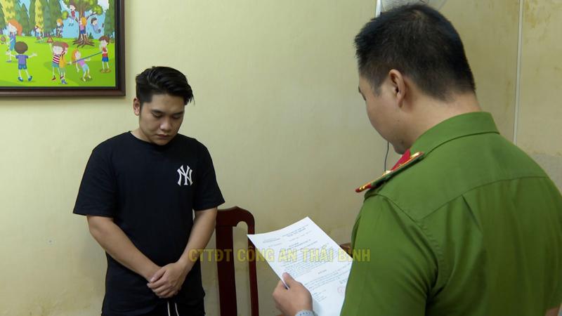 Đối tượng Tạ Tùng Lâm trước Cơ quan Cảnh sát điều tra. Ảnh: Cổng thông tin Công an tỉnh Thái Bình.