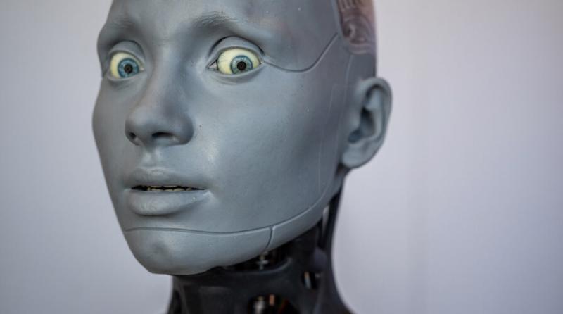 Robot hình người “Ameca” xuất hiện trong Hội nghị thượng đỉnh toàn cầu AI for Good của Liên minh Viễn thông Quốc tế (ITU) tại Geneva, diễn ra vào 5/7/2023.