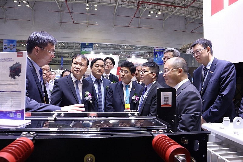 350 businesses showcasing products at electrical and energy exhibitions in HCMC