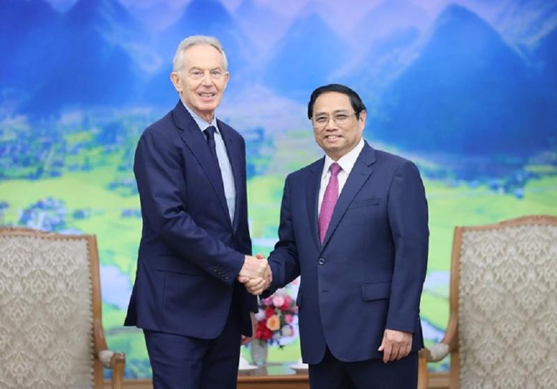 Thủ tướng Phạm Minh Chính tiếp ông Tony Blair, cựu Thủ tướng Anh, Chủ tịch điều hành TBI. Ảnh: VGP.