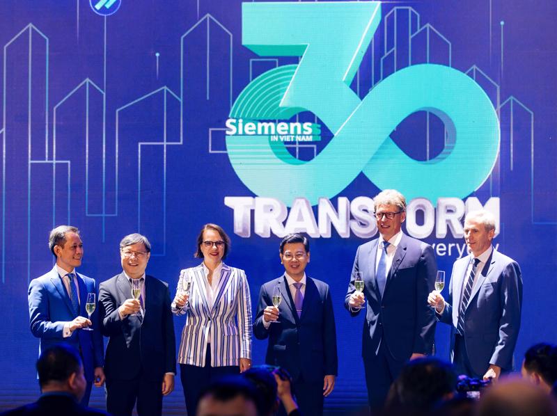 Siemens kỷ niệm 30 năm thành lập tại Việt Nam tối 16/8.