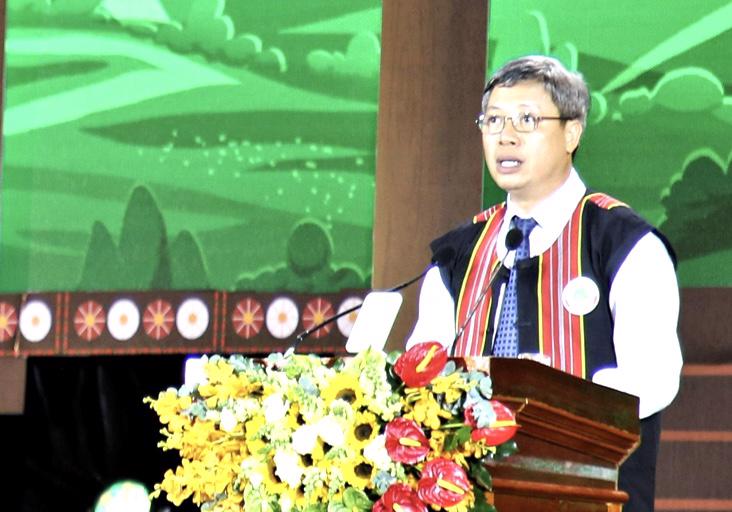 Ông Hồ Quang Bửu, Phó Chủ tịch UBND tỉnh Quảng Nam phát biểu tại lễ khai mạc Ngày hội van hóa, thể thao và du lịch miềm múi Quảng Nam lần thứ XX năm 2023.