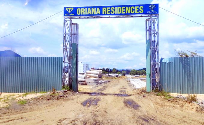 Dự án Khu đô thị hỗn hợp DL-2 (được quảng cáo với tên thương mại Oriana Residences) tại tỉnh Phú Yên bị hủy thầu. 