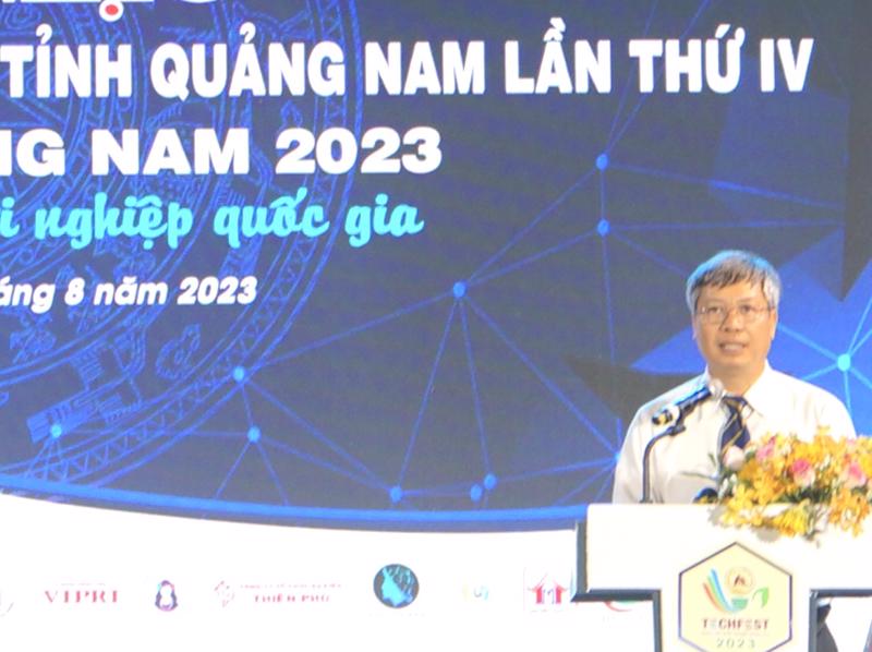 Ông Hồ Quang Bửu, Phó Chủ tịch UBND tỉnh Quảng Nam phát biểu tại buổi khai mạc Ngày hội Khởi nghiệp sáng tạo lần thứ 4 (TechFest Quảng Nam) năm 2023.