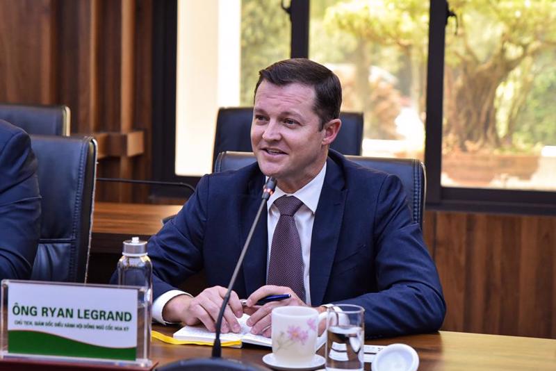 President and CEO of the US Grains Council Ryan LeGrand speaking at the working session with MARD in Hanoi on September 11.