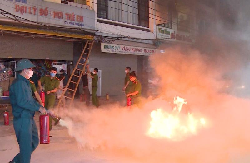 Phường Ba Đình, thành phố Thanh Hóa thực tập phương án chữa cháy và cứu nạn, cứu hộ