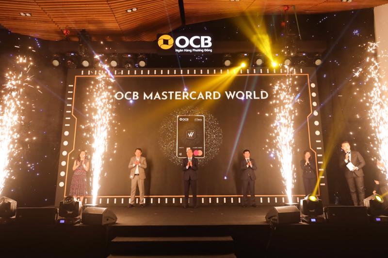 Thẻ OCB Mastercard World chính thức ra mắt dành riêng cho phân khúc khách hàng cao cấp.