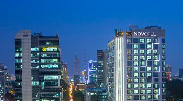  Novotel Saigon Centre do Công ty TNHH Một thành viên khách sạn Quốc tế Thiên Phúc sở hữu và khai thác. 