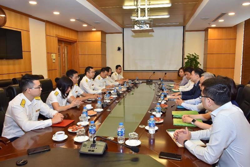 Đoàn công tác của Tổng cục Thuế do Cục trưởng Cục Thuế doanh nghiệp lớn do ông Nguyễn Bằng Thắng làm trưởng đoàn.