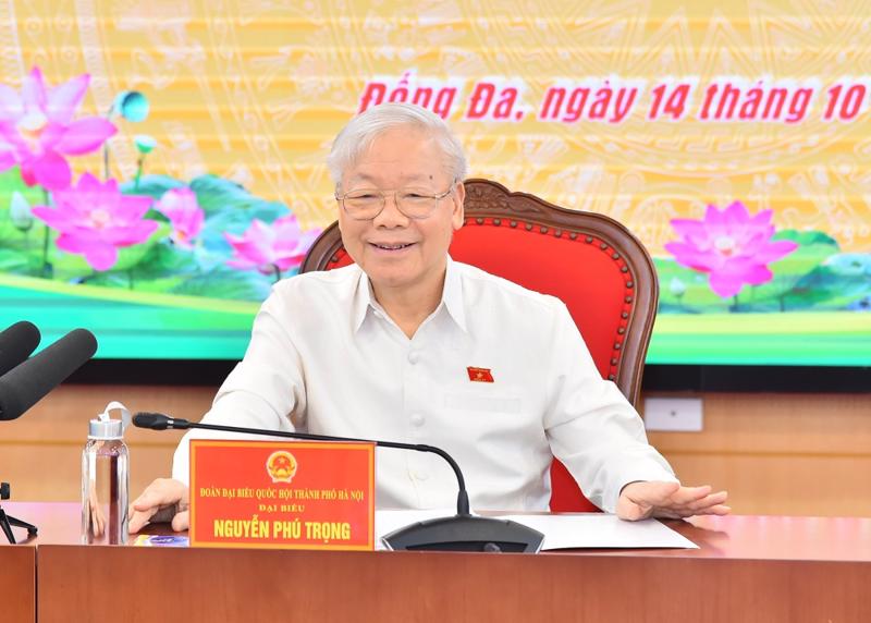 Tổng Bí thư Nguyễn Phú Trọng trả lời cử tri. Ảnh: TTXVN