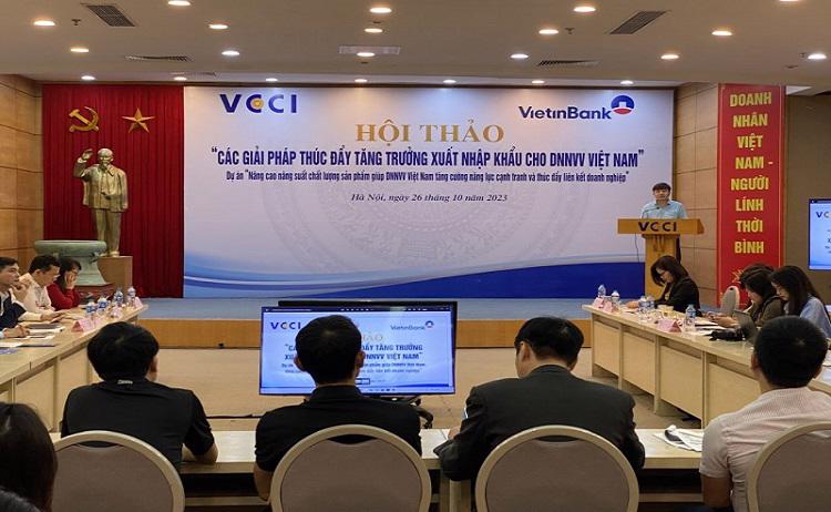 The conference on “Solutions to promote import/export growth for Vietnam’s small and medium-sized businesses (SMEs)” in Hanoi on October 26 (Photo: congthuong.vn)