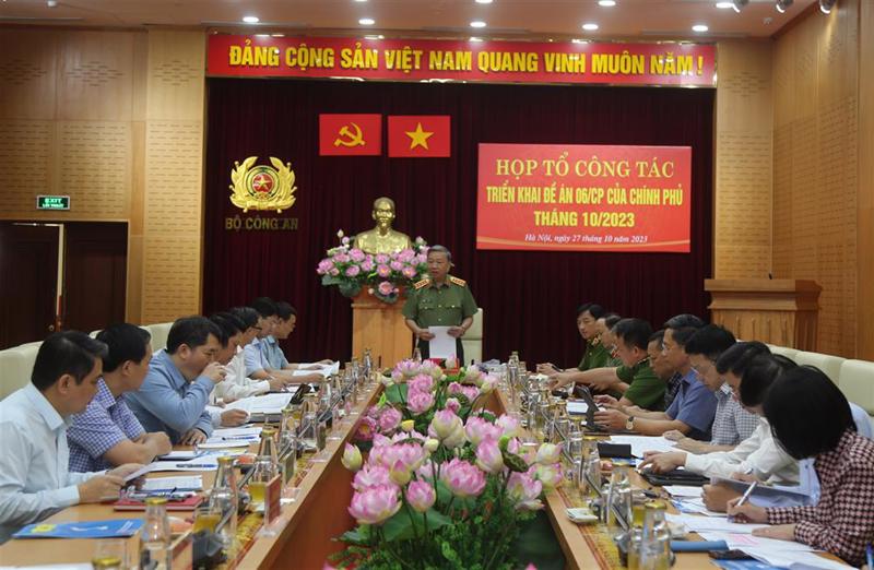Đại tướng Tô Lâm chủ trì cuộc họp Tổ công tác triển khai Đề án 06 tháng 10/2023. (Ảnh Bộ Công an).