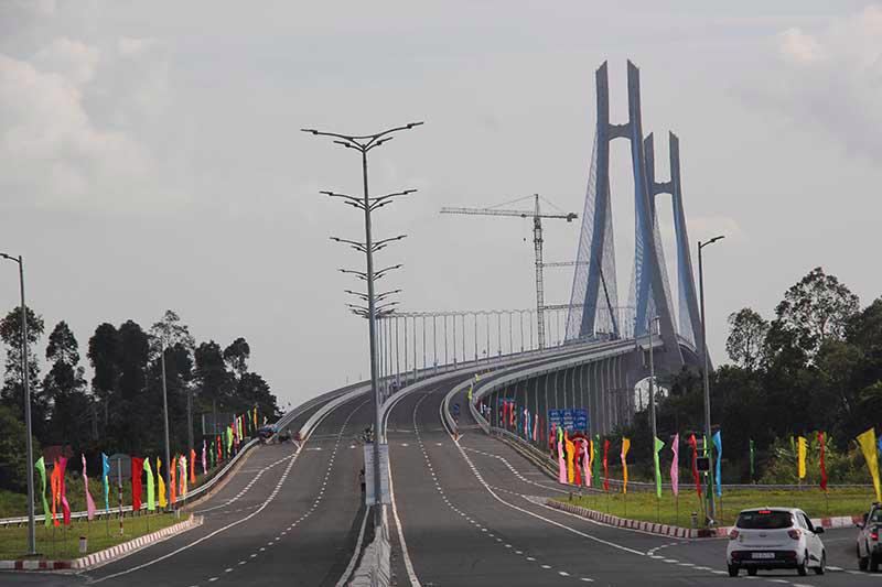 Ba dự án tại khu vực Đồng bằng sông Cửu Long đội vốn hàng nghỉn tỷ bao gồm: cầu Rạch Miễu 2, cao tốc Mỹ An - Cao Lãnh và An Hữu - Cao Lãnh.