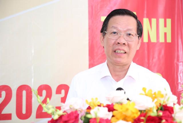 Chủ tịch UBND TPHCM Phan Văn Mãi phát biểu tại Ngày hội - Ảnh: Vũ Phong
