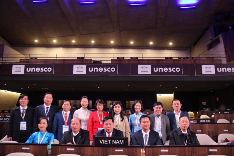 Đoàn công tác Bộ Y tế tham dự kỳ họp lần thứ 42 Đại Hội đồng UNESCO từ ngày 20/11 – 22/11/2023 tại Paris, Cộng hòa Pháp. Ảnh - Bộ Y tế. 