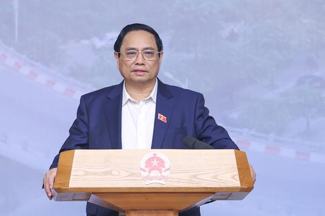 Prime Minister Pham Minh Chinh addressing the meeting. Photo: VGP