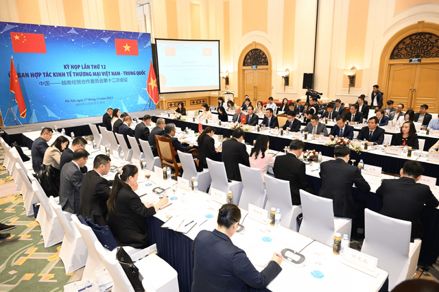 The 12th meeting of the Vietnam-China Economic and Trade Cooperation Committee.