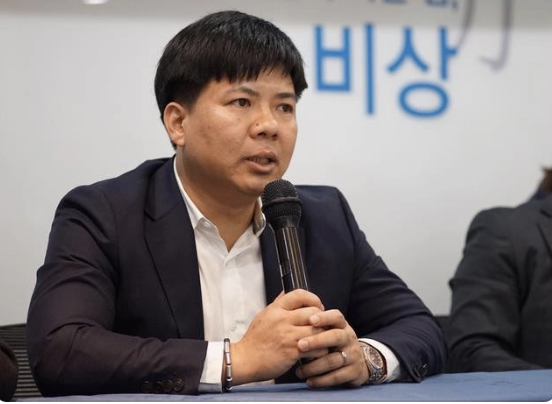 Công ty CP Đầu tư Apax Holding - doanh nghiệp gắn liền với Shark Nguyễn Ngọc Thủy. 