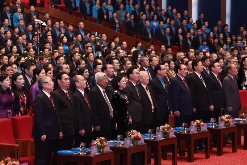 Lãnh đạo Đảng Nhà nước, nguyên lãnh đạo Đảng, Nhà nước dự Đại hội XIII Công đoàn Việt Nam. 