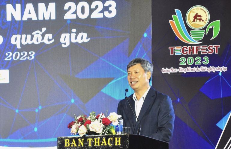 Phó Chủ tịch UBND tỉnh Quảng Nam Hồ Quang Bửu phát biểu tại Lễ Tổng kết, bế mạc Năm khởi nghiệp Quảng Nam – 2023.