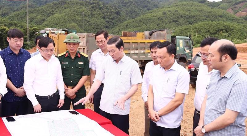 Chủ tịch UBND tỉnh Thanh Hóa đi kiểm tra tiến độ các công trình trên địa bàn