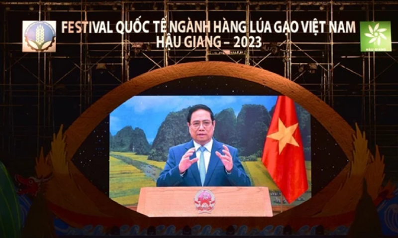 Thủ tướng Chính phủ Phạm Minh Chính phát biểu trực tuyến tại điểm cầu Hà Nội.