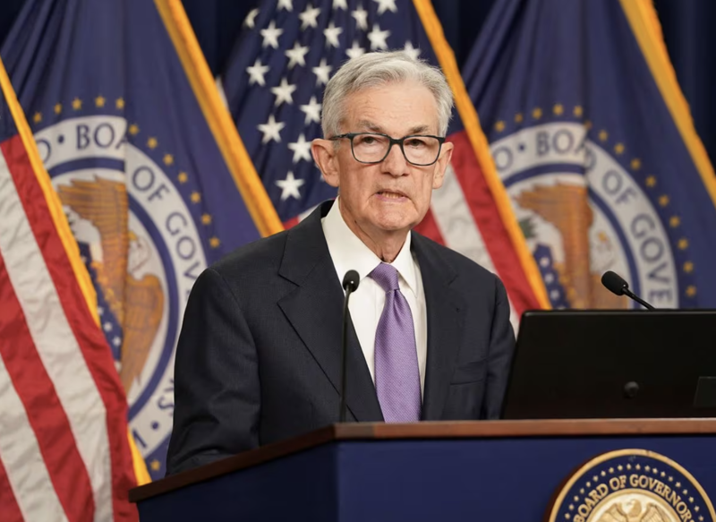 Chủ tịch Fed Jerome Powell tại họp báo ngày 13/12 - Ảnh: Reuters.