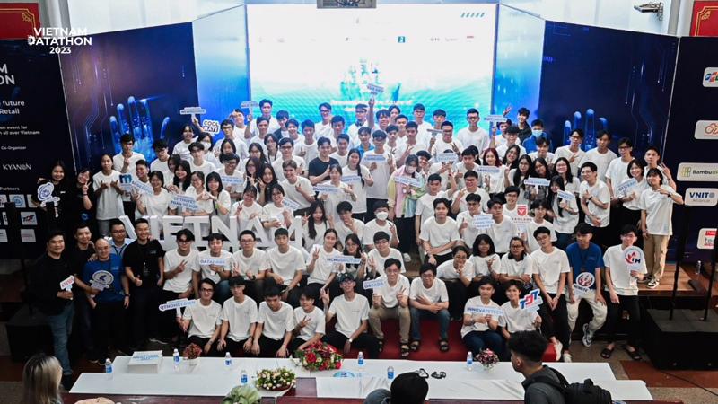 24 đội thi xuất sắc tranh tài tại Chung kết Vietnam Datathon 2023 