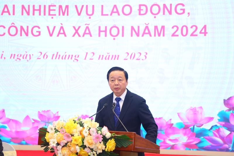 Phó Thủ tướng Chính phủ Trần Hồng Hà phát biểu tại hội nghị. Ảnh - Tống Giáp.