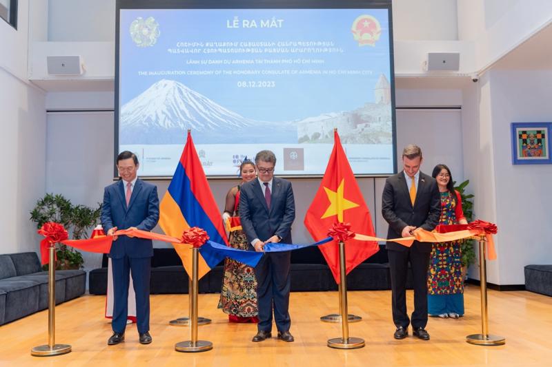 The inauguration ceremony for the Honorary Consulate of the Republic of Armenia in HCMC.