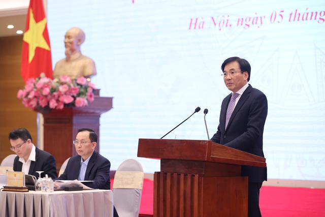 Bộ trưởng, Chủ nhiệm Văn phòng Chính phủ Trần Văn Sơn, Người Phát ngôn của Chính phủ, chủ trì họp báo thường kỳ Chính phủ tháng 12/2023 - Ảnh: VGP.