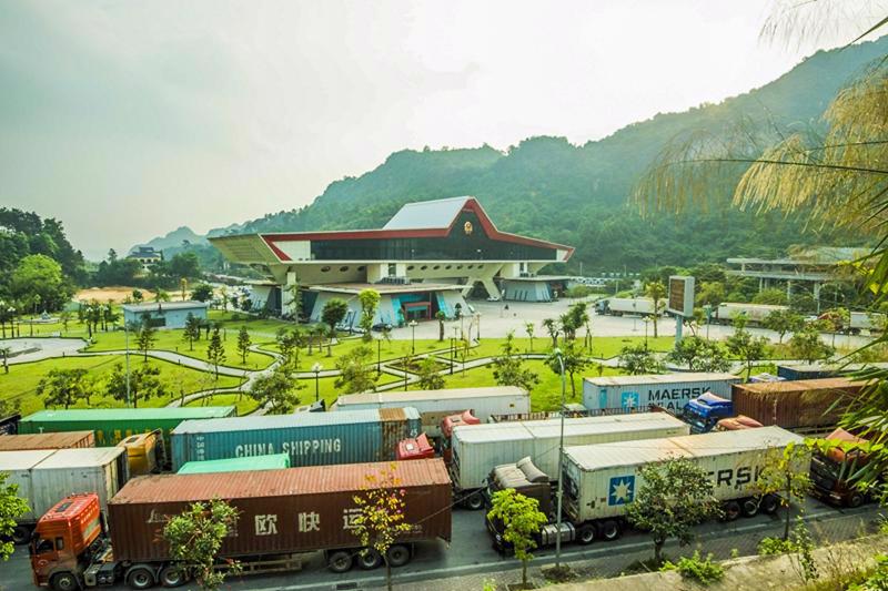 Trucks transporting goods at the Dong Dang border gate in Lang Son province. 