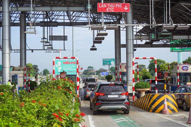 Còn cao tốc Cầu Giẽ - Ninh Bình có lưu lượng thông qua cao nhất năm 2023, đạt 21 triệu lượt và đang được xem xét mở rộng lên 6 làn xe.