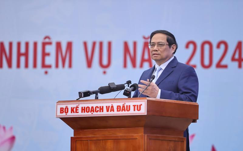 Prime Minister Pham Minh Chinh addressing the conference. 