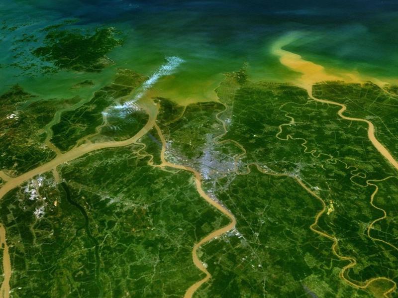 Ảnh viễn thám chụp từ vệ tinh giúp theo dõi biến động diện tích rừng, nguy cơ lũ lụt.
