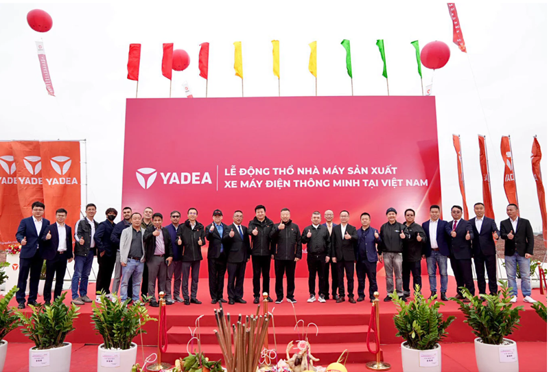 Yadea leaders and partners in Southeast Asia at the ceremony kicking off construction. Source: Yadea