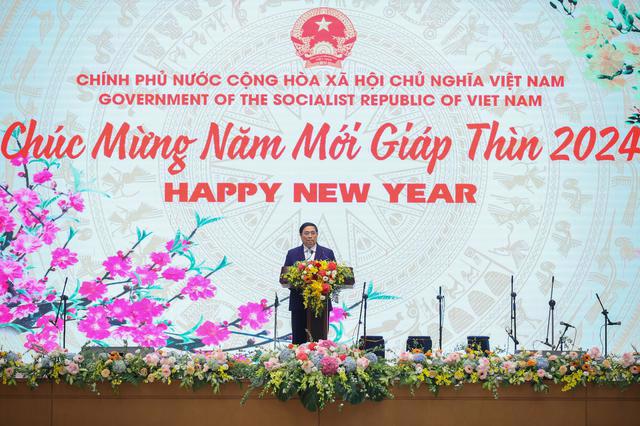 Prime Minister Pham Minh Chinh is speaking at the banquet for the diplomatic corps in Vietnam on January 24. Photo: VGP