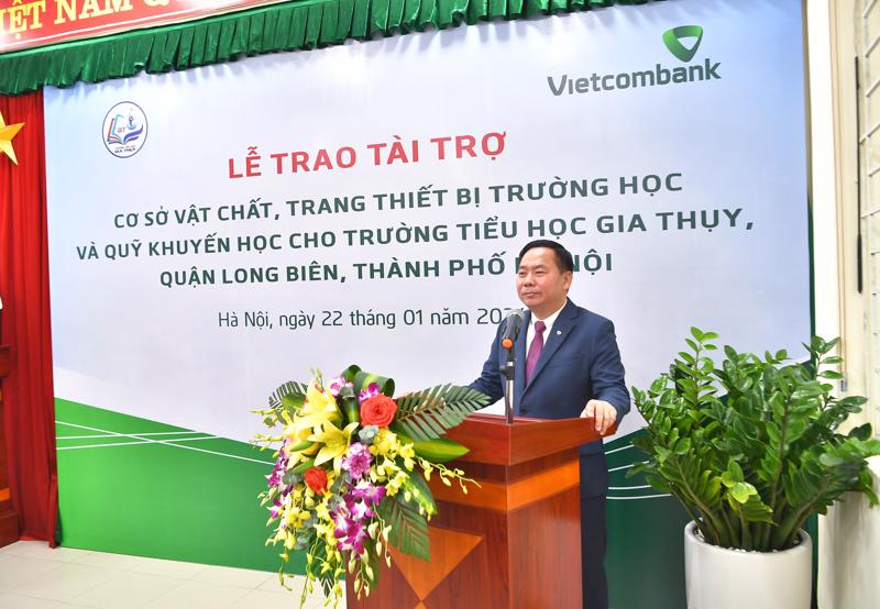 Ông Lại Hữu Phước - Ủy viên BTV Đảng ủy Vietcombank, Trưởng Ban Kiểm soát phát biểu tại buổi lễ.
