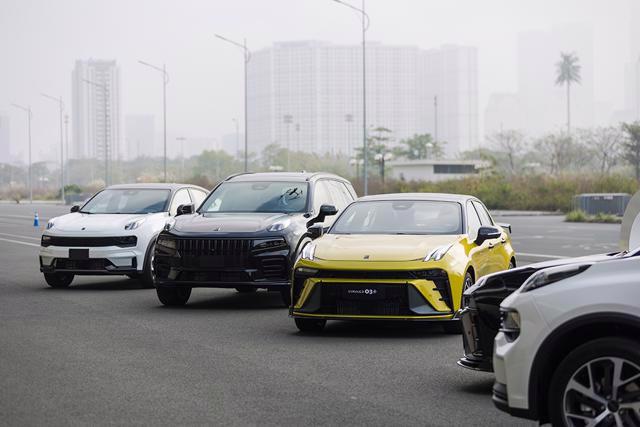 Three SUV models were introduced to Vietnamese customers at the event as well as a racing car that recently clinched victory in the second leg of the 2023 World Touring Car Championship (WTCR).