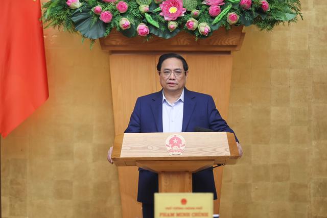 Prime Minister Pham Minh Chinh chairing the government meeting on February 1. Photo: VGP