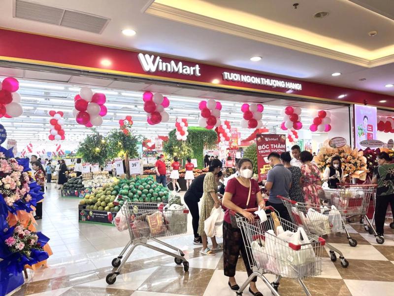 WinMart Hạ Long tấp nập ngày khai trương.