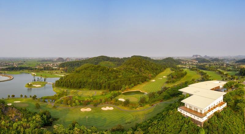 Dự án Trung tâm liên hợp du lịch và thể thao sân golf 54 lỗ hồ Yên Thắng vừa bị cơ quan thanh tra phát hiện vi phạm về đất đai, xây dựng 