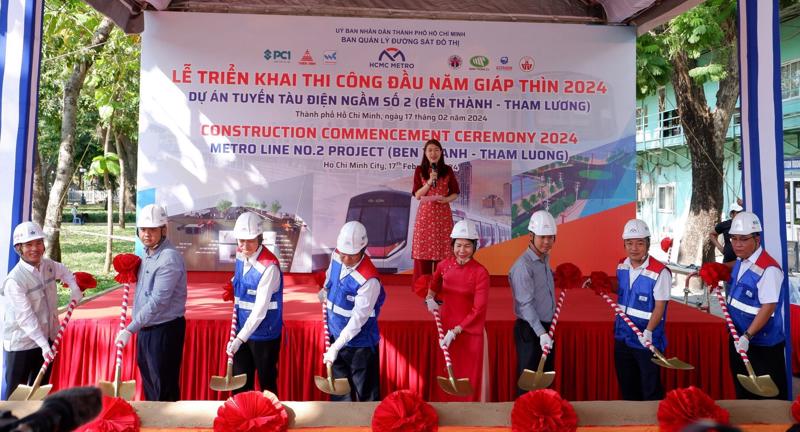 Ban Quản lý Đường sắt đô thị TP.HCM tổ chức triển khai thi công đầu năm Dự án xây dựng tuyến metro số 2 sáng ngày 17/2.