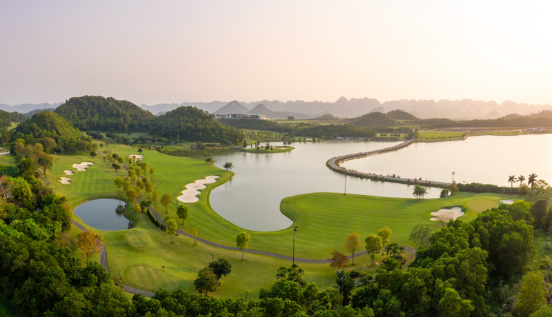 Dự án sân golf 54 lỗ hồ Yên Thắng bị nên nhiều sai phạm.