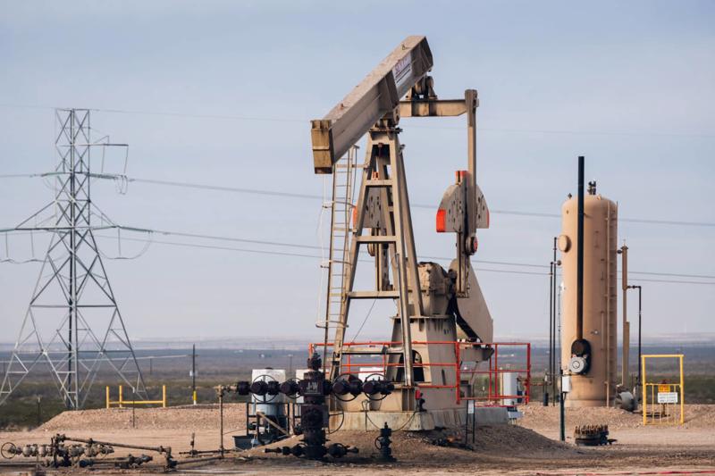 Tuần trước, các nhà phân tích tại ngân hàng Morgan Stanley đã hạ dự báo sản lượng dầu của Mỹ năm nay - Ảnh: Getty Images