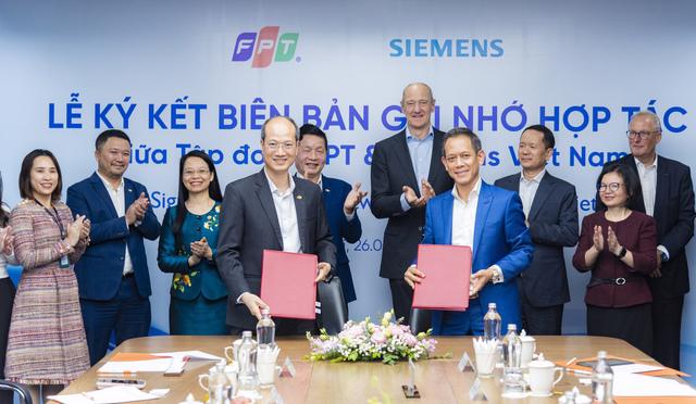 The signing ceremony between Siemens and FPT. Source: VGP