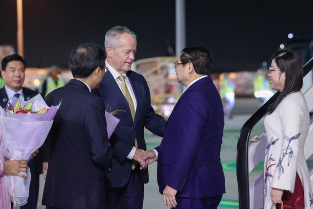 Prime Minister Pham Minh Chinh arrives at Melbourne Airport on March 4. Photo: VGP